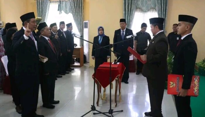 Saiful Lantik Sekda dan Kepala OPD, Fokus Pelayanan Publik