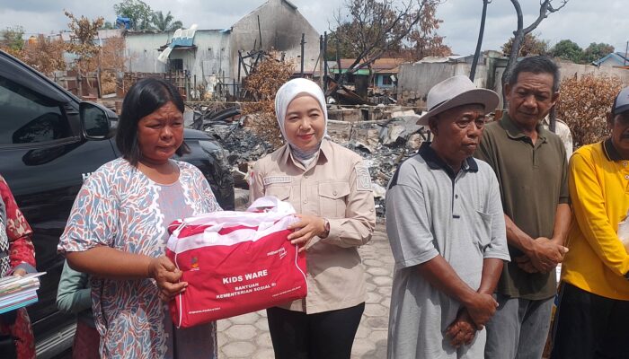 Disdik dan DWP Katingan Bergerak Cepat Bantu Korban Kebakaran