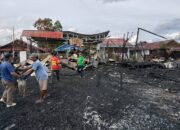 Aksi Bersih-Bersih Jadi Awal Pemulihan Pascakebakaran Kasongan Lama