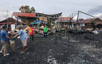 Aksi Bersih-Bersih Jadi Awal Pemulihan Pascakebakaran Kasongan Lama