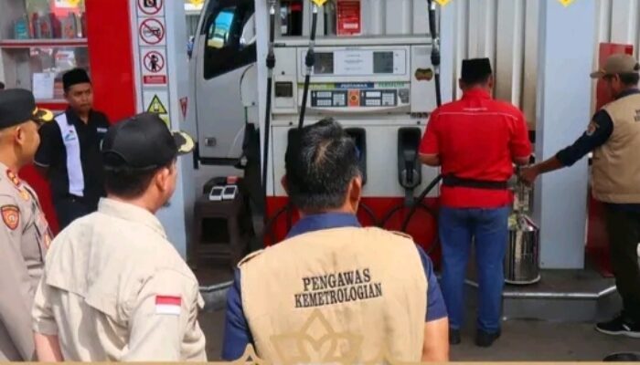 Sidak SPBU, Bupati Saiful Pastikan Pasokan BBM Stabil