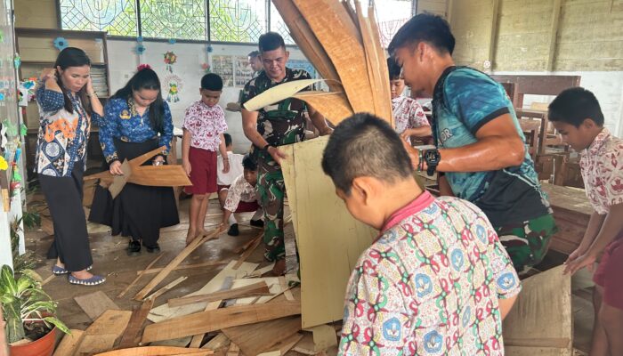 TNI AD dan Warga Bersinergi Tingkatkan Kualitas Sarana Pendidikan di Katingan